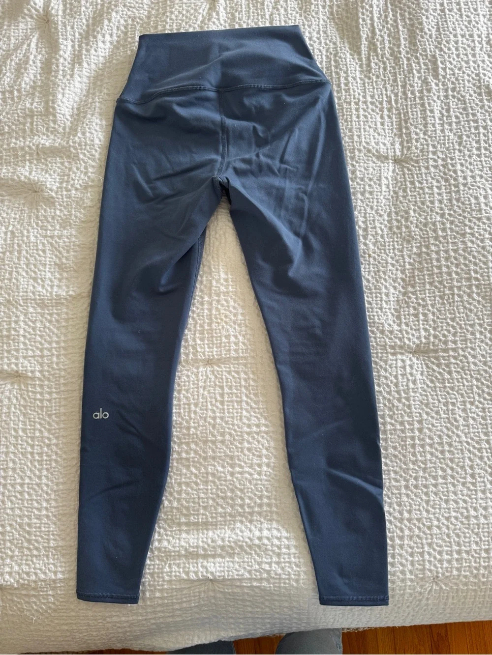 ALO - 7/8 High-Waist Airbrush Legging, Bluestone